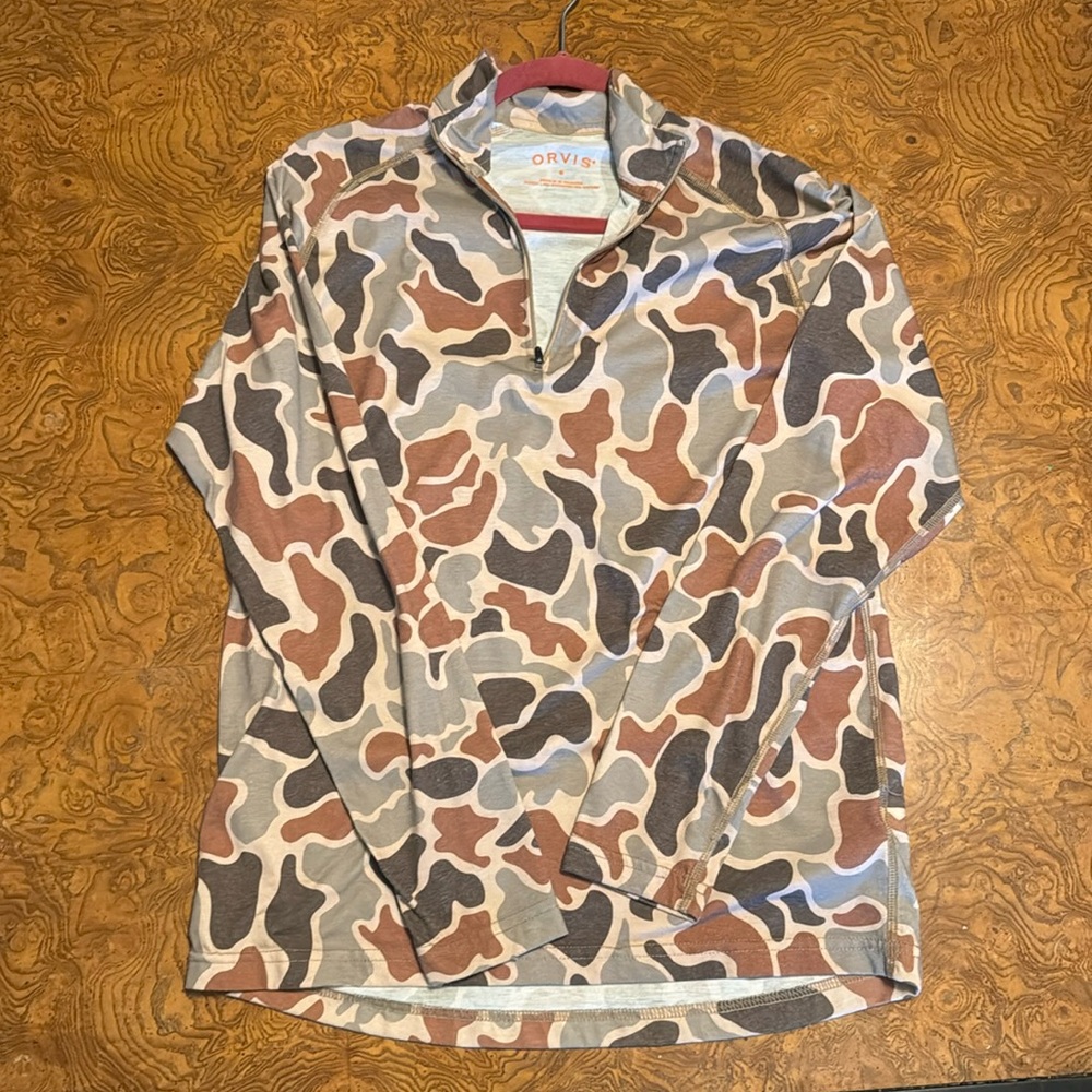 ORVIS Camo Half-Zip Pullover Shirt - small